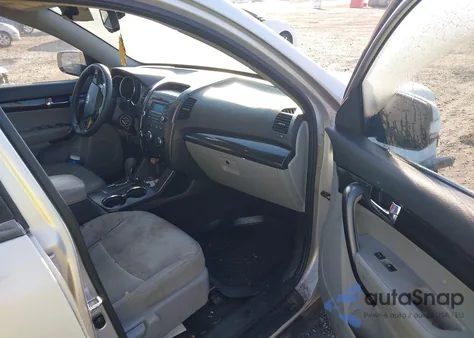 2012 Kia Sorento Lx from USA, damaged, VIN 5XYKT3A65CG282803